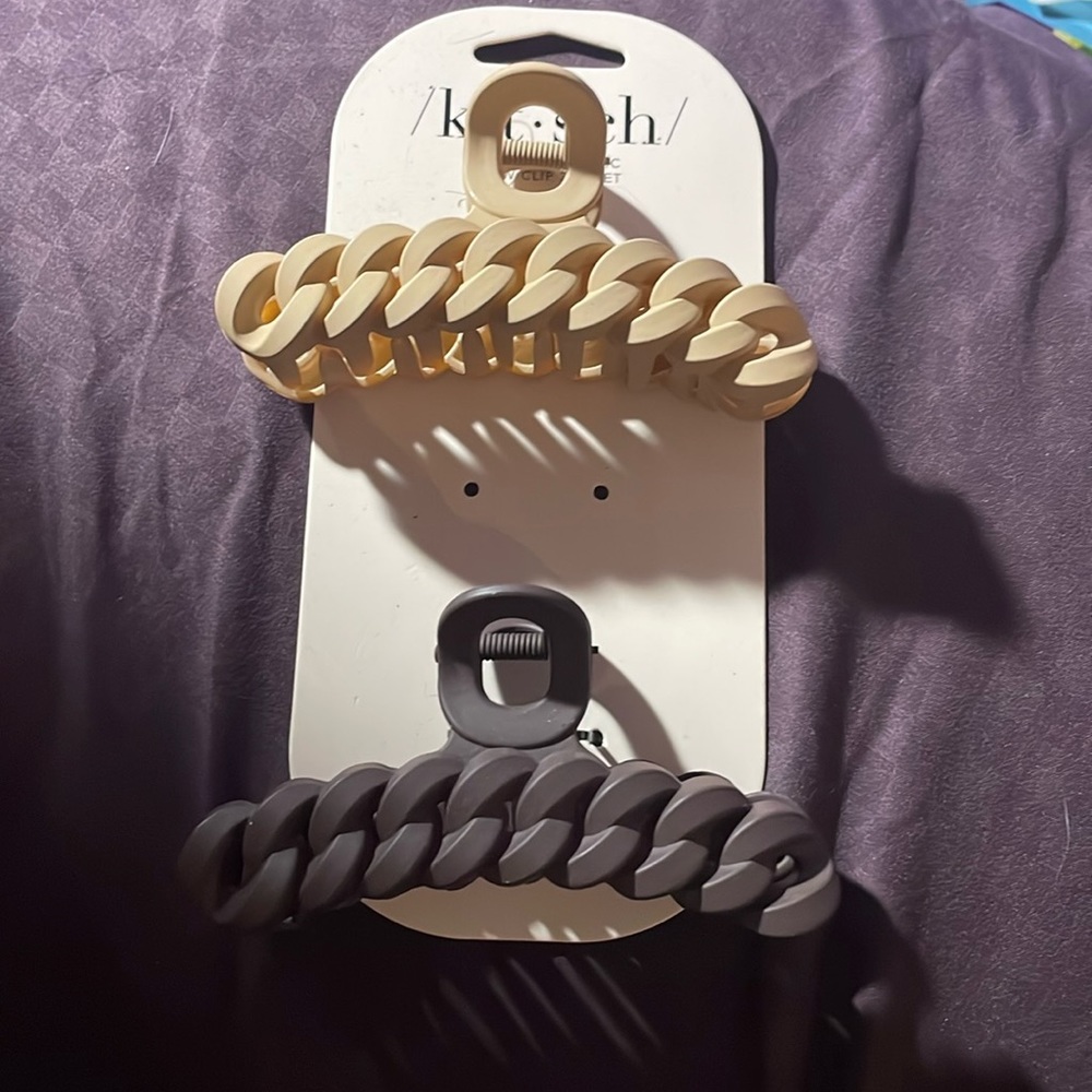 Hair clips
